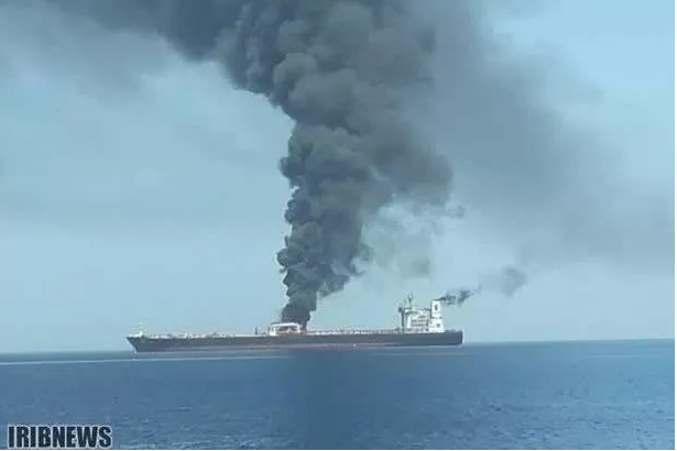 黑天鵝又來(lái)？伊朗油輪爆炸，油價(jià)飆升破60！--南箭化工甲醇廠家！